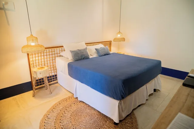 غرفة فاخرة بسرير كوين بحوض استحمام، Zebra Boutique Hotel 5/8