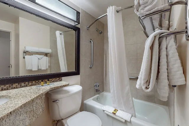 Standard, 2 Queen Beds, Pet Friendly, Best Western Plus Rio Grande Inn 10/10
