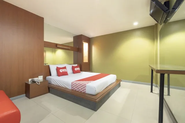 غرفة ديلوكس مزدوجة، OYO 75382 Chonburi Hotel 7/9
