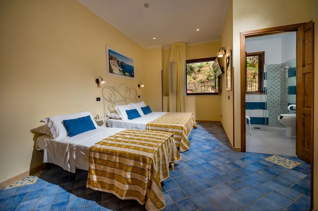 Classic, Triple, 3 Beds, HOTEL CALA MARINA 4/5