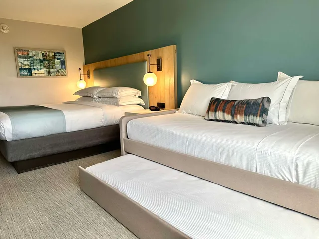 جناح استوديو عائلي، SunCoast Park Hotel Anaheim Resort, Tapestry by Hilton 1/3