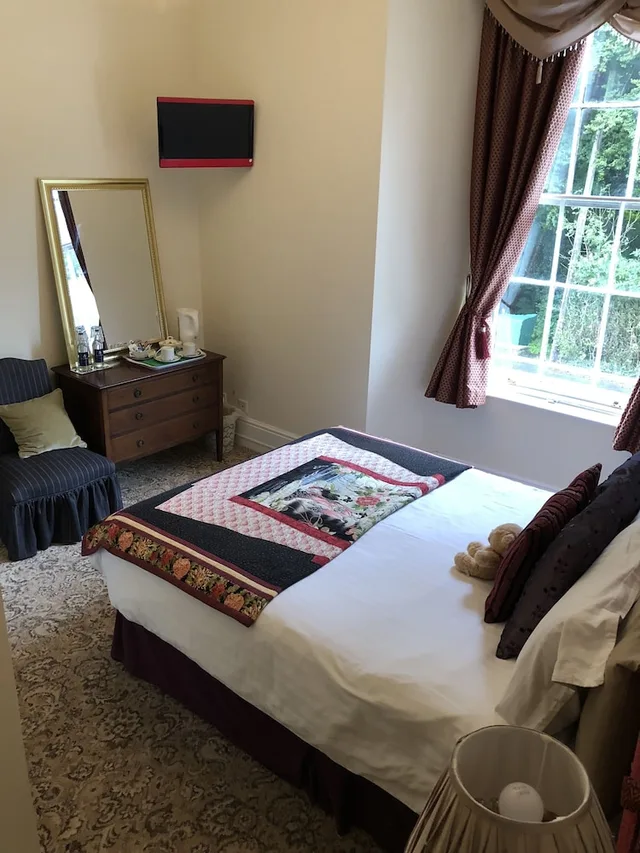 غرفة قياسية بسرير مزدوج، Picton House Hotel 2/10