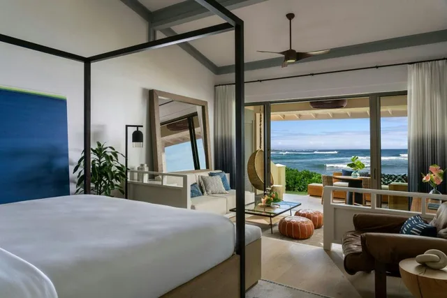 بنغل بسرير كينج مع أريكة مع دخول صالة النادي، The Ritz-Carlton O ahu, Turtle Bay 3/8