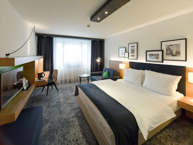 غرفة قياسية بسرير مزدوج لذوي الإعاقة، Holiday Inn Stuttgart 3/5