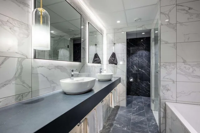 Suite, Skyline and Lake View, Radisson Blu Scandinavia Copenhagen 4/8