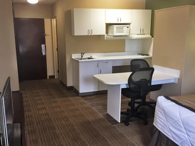 جناح بسرير كينج بمطبخ لذوي الإعاقة، Studio 6 Extended Stay Rochester Greece NY 6/10