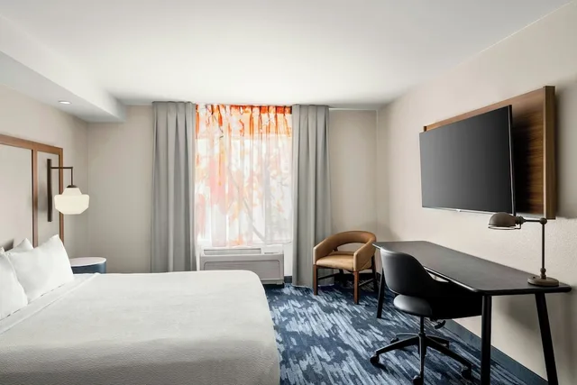 جناح بسرير كينج مع أريكة، Fairfield Inn Suites By Marriott New Buffalo 6/10
