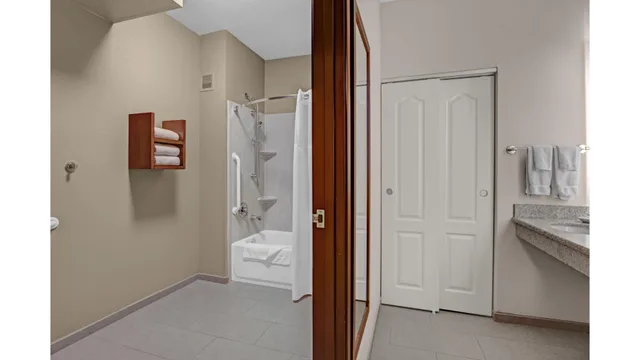 جناح بسريرين كوين، Staybridge Suites Salt Lake-West Valley City 6/6