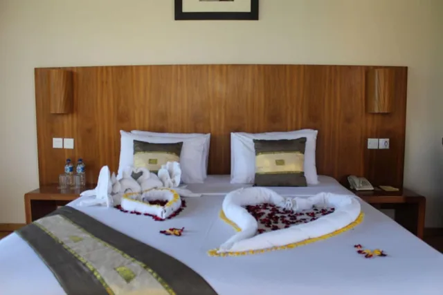 Deluxe, Pavilion، Manyi Village 2/5