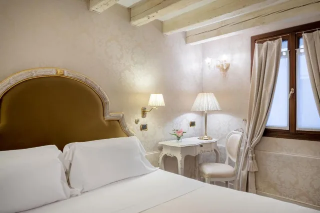 غرفة سوبيريور مفردة بسرير مزدوج، Maison Venezia Una Esperienze 1/2
