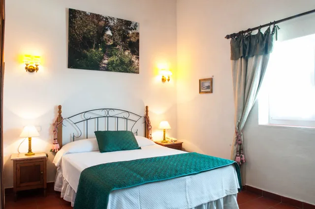غرفة قياسية بسرير كينج، Hotel Rural Biniarroca - Adults Only 1/2