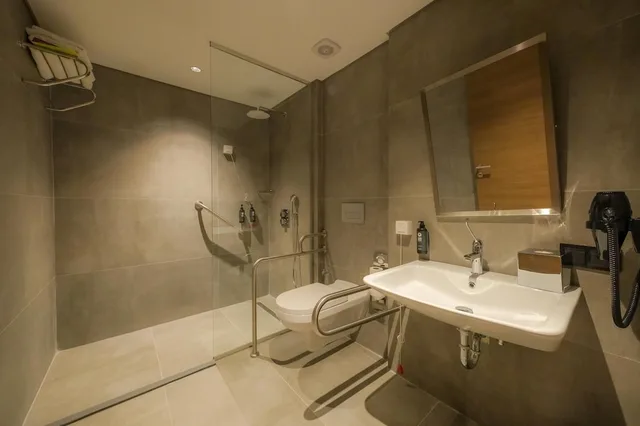 Room, Twin Beds, City View, Sofa, Ramada Encore by Wyndham Konya Karatay 9/9