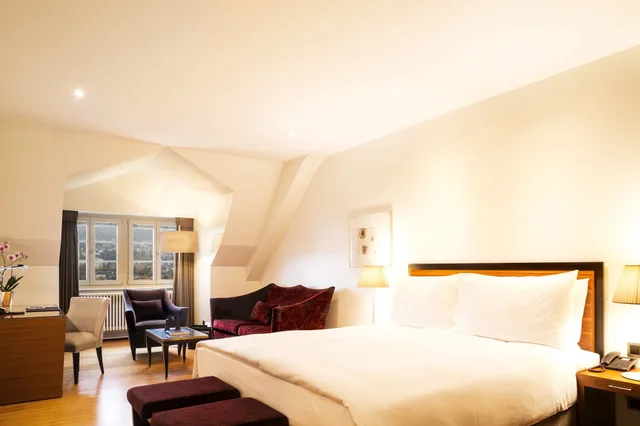 غرفة سوبيريور بسرير مزدوج، Bellevue Palace 1/5
