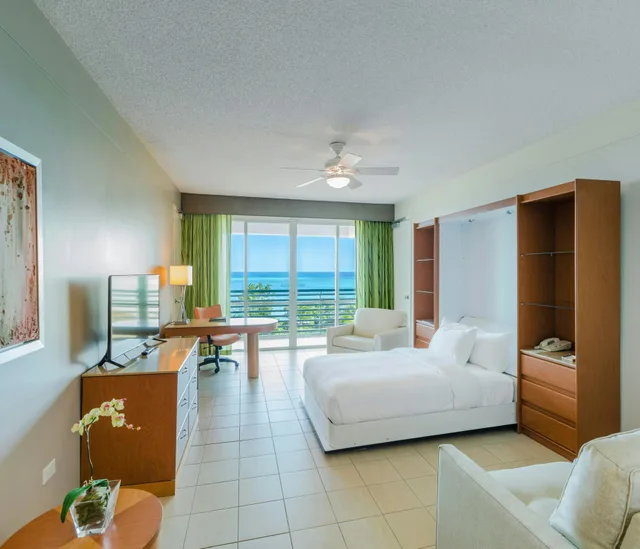 Room, 1 King or 2 Double Beds, Ocean Tower، Hilton Ponce Golf & Casino Resort 1/2