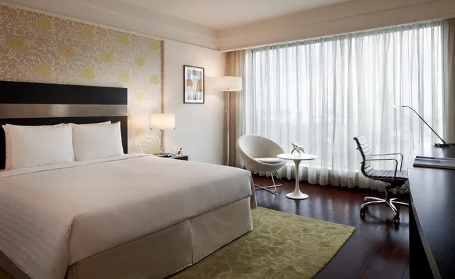 غرفة ديلوكس بسرير كينج، Crowne Plaza Pune City Centre 3/5