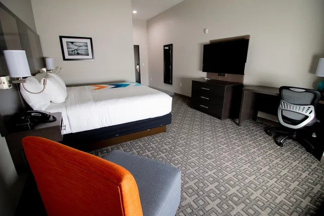 غرفة قياسية بسرير كينج، Hotel Pryor 3/5