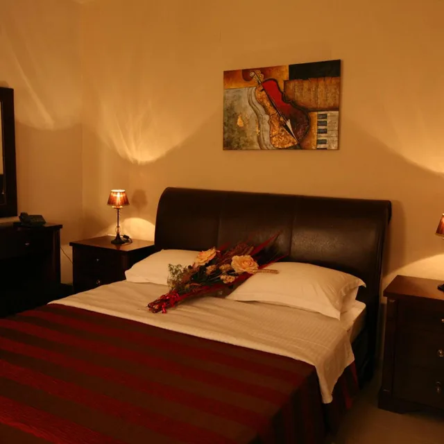 Superior, Double Bed, Epavlis Meteora Suites 3/10