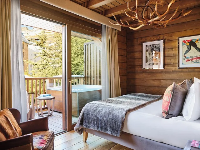 Deluxe, Lodge, King Bed, Hot Tub، El Lodge 1/3