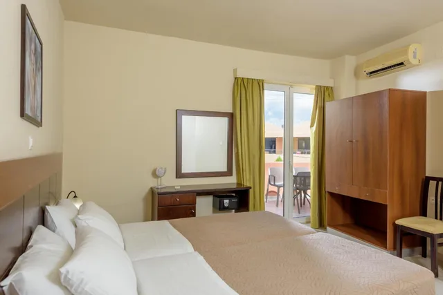 2 Bedrooms, Suite, Plunge Pool, Theo Hotel 3/8