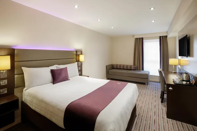 غرفة بسرير مزدوج، Premier Inn Aberystwyth 1/1