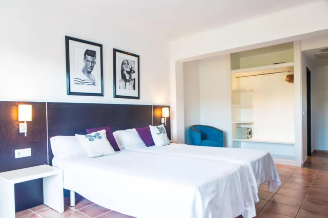 غرفة سوبيريور بسرير مزدوج بشرفة، Bon Repos Hotel 1/4