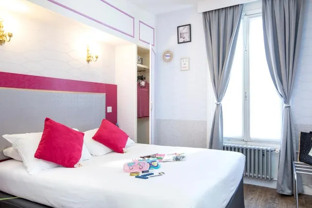 غرفة بريميوم، Hotel de Paris Montparnasse 2/2