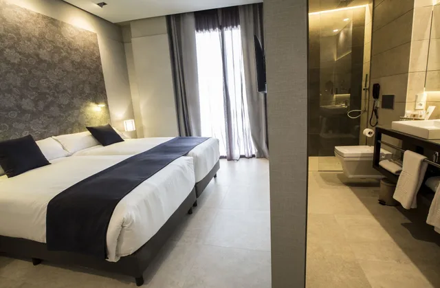 Vincci, Double Bed، Vincci Mercat Hotel 4/10