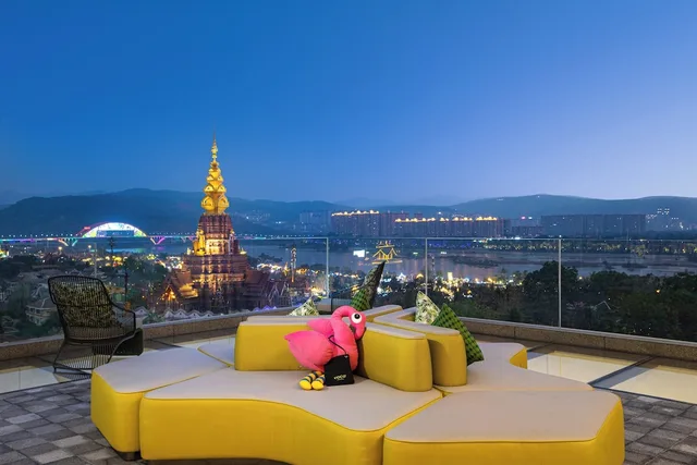 voco Xishuangbanna Gaozhuang by IHG، Jinghong 43/50