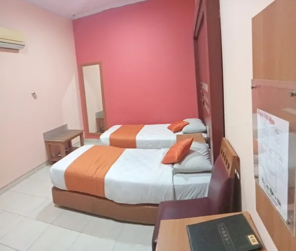 غرفة قياسية بسرير فردي، OYO 918 Hotel Senen Indah Syariah 1/3