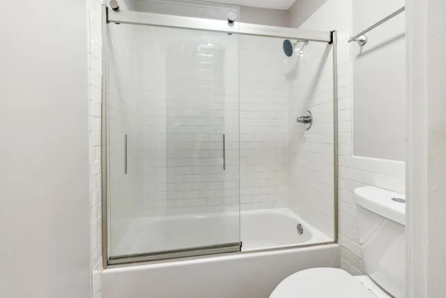جناح بسرير كينج، Maison Saint Charles 5/5