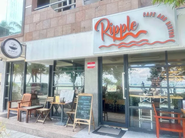 Ripple Beach Inn، Male 5/50