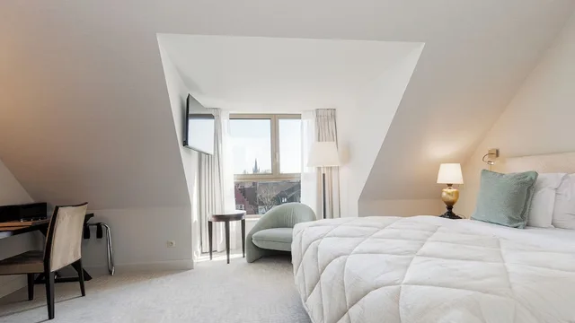 Superior Canal View Room.، Grand Hotel Casselbergh 2/6