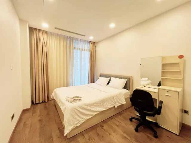 شقة فاخرة بسرير كينج بشرفة بغرفة نوم واحدة، Christine S Saigon Apartment 6/7