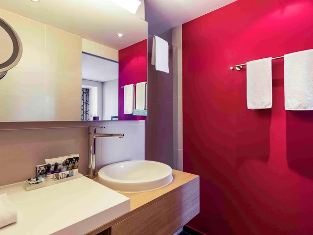 Guest Room, Classic, Mercure Amsterdam City Hotel 4/4