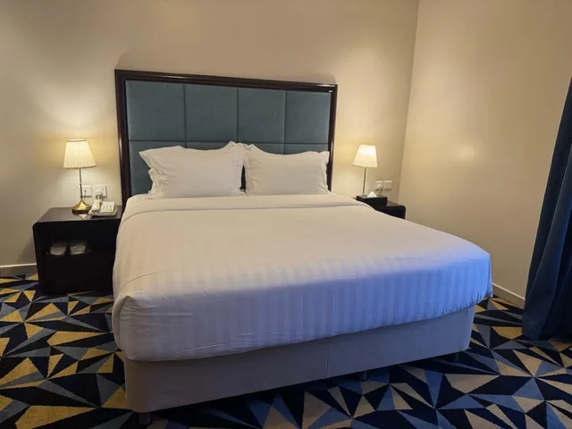 1 Bedroom, Signature, Suite, Queen Bed, Ocean View Al Zahra 7/10