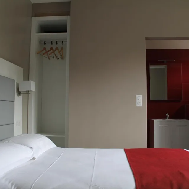 غرفة بسرير مزدوج، Hotel Le Quincangrogne 6/9