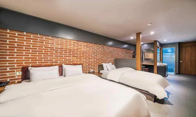 غرفة عائلية بسرير فردي، Sintanjin Hotel Box Daejeon 1/5