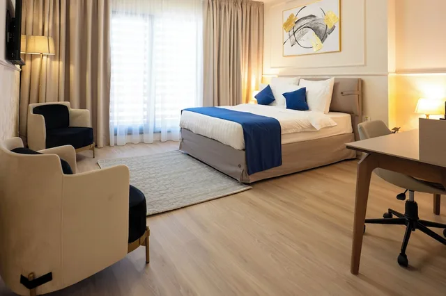غرفة سوبيريور بسرير كوين، Hotel Le Blanc Cotroceni 2/2