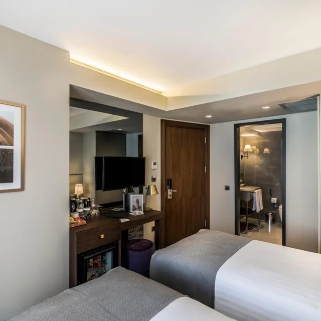 غرفة ديلوكس بسرير مزدوج أو سريرين منفصلين بشرفة، Galata Times Boutique Hotel 4/5