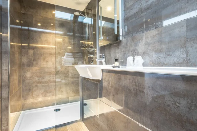 غرفة سوبيريور بسرير كوين، Camden Enterprise Hotel 6/6