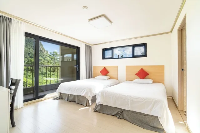 Resort, 3 Double Beds, Dammora Hotel and Resort 6/8
