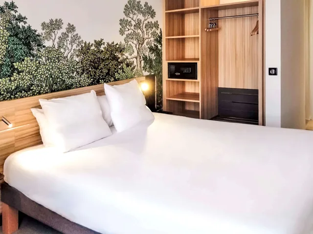 غرفة سوبيريور بسرير كوين، Novotel Suites Montpellier 1/7