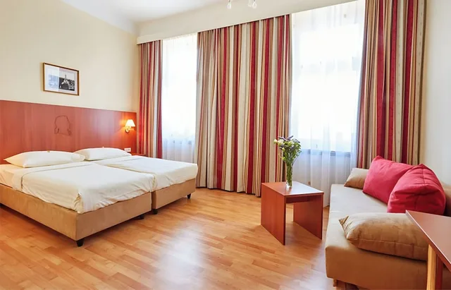 غرفة كومفورت بسرير مزدوج، Mozart Hotel 2/4
