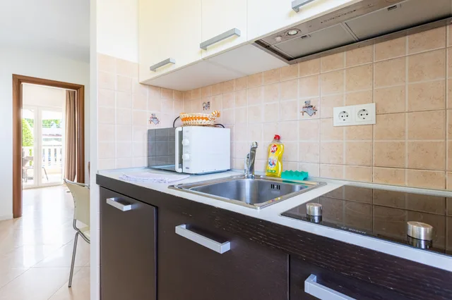 1 Bedroom, Apartment, Queen Bed, Pool View, VILA KETI 8/10