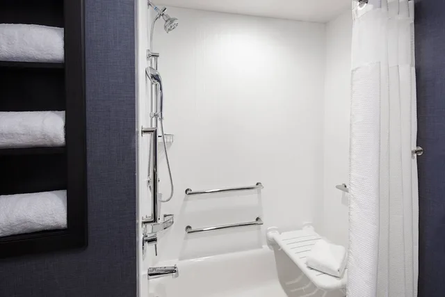 1 Bedroom, Suite, King Bed, Sofa, Residence Inn By Marriott Knoxville Downtown 4/5