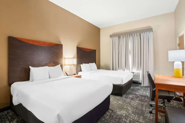 جناح بسرير كوين لذوي الإعاقة، Comfort Suites Suites Columbia at Harbison 4/7