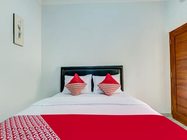 Deluxe, Double Bed, Super OYO Capital O 90983 Harmony Easy Stay 1/4