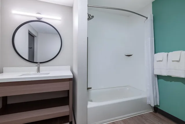 جناح بسريرين كوين، ECHO Suites Extended Stay by Wyndham Houston Pasadena Fwy Pl 9/10