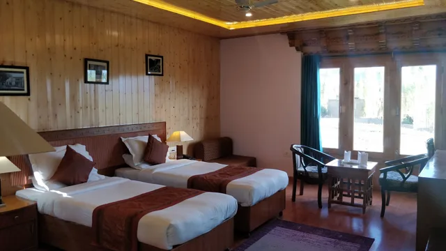 غرفة ديلوكس بسرير مزدوج بإطلالة على الجبل، Hotel Royal Ladakh 5/6