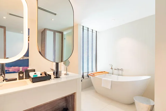 Diamond, Overwater, Villa, King Bed, Private Pool، Hard Rock Hotel Maldives 4/4